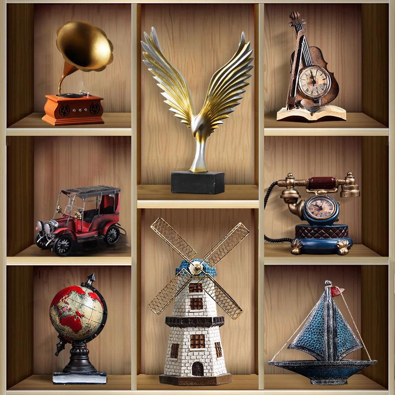 Retro Violin Ornament: Creative Minimalist Home Accessory for Living Room, TV Cabinet, or Bookcase.