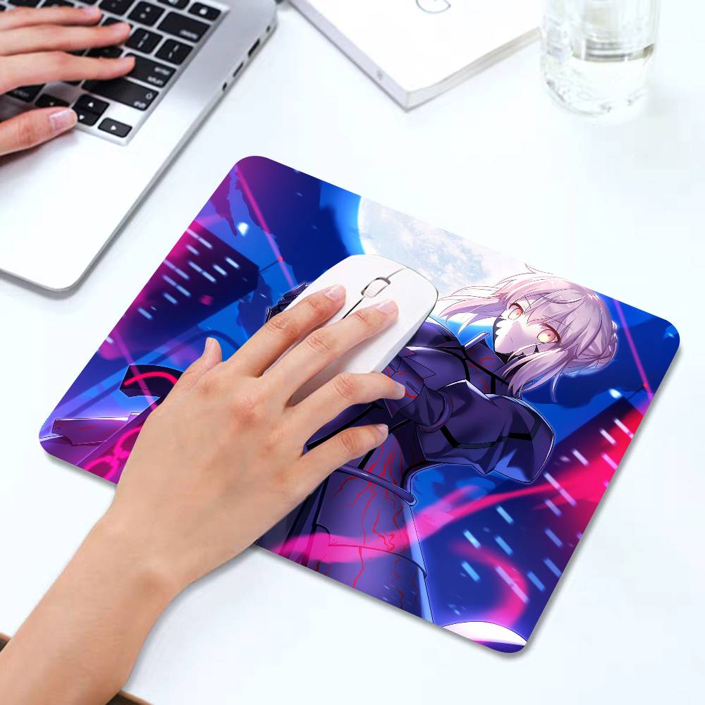 Tappetino Mouse Gioco Fate Stay Night Saber Bordo Piccolo Lock Mouse Pad Per Giocatori Tappetino Scrivania Computer Rettangolare Gomma Antiscivolo