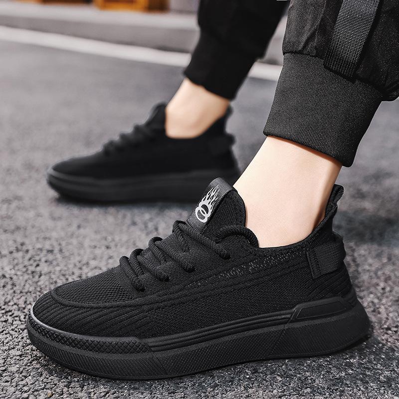 

Spring and summer new fly-woven mesh men s shoes are fashionable, lightweight and breathable, comfortable sports shoes are suitable for soft-soled men 44 чёрный