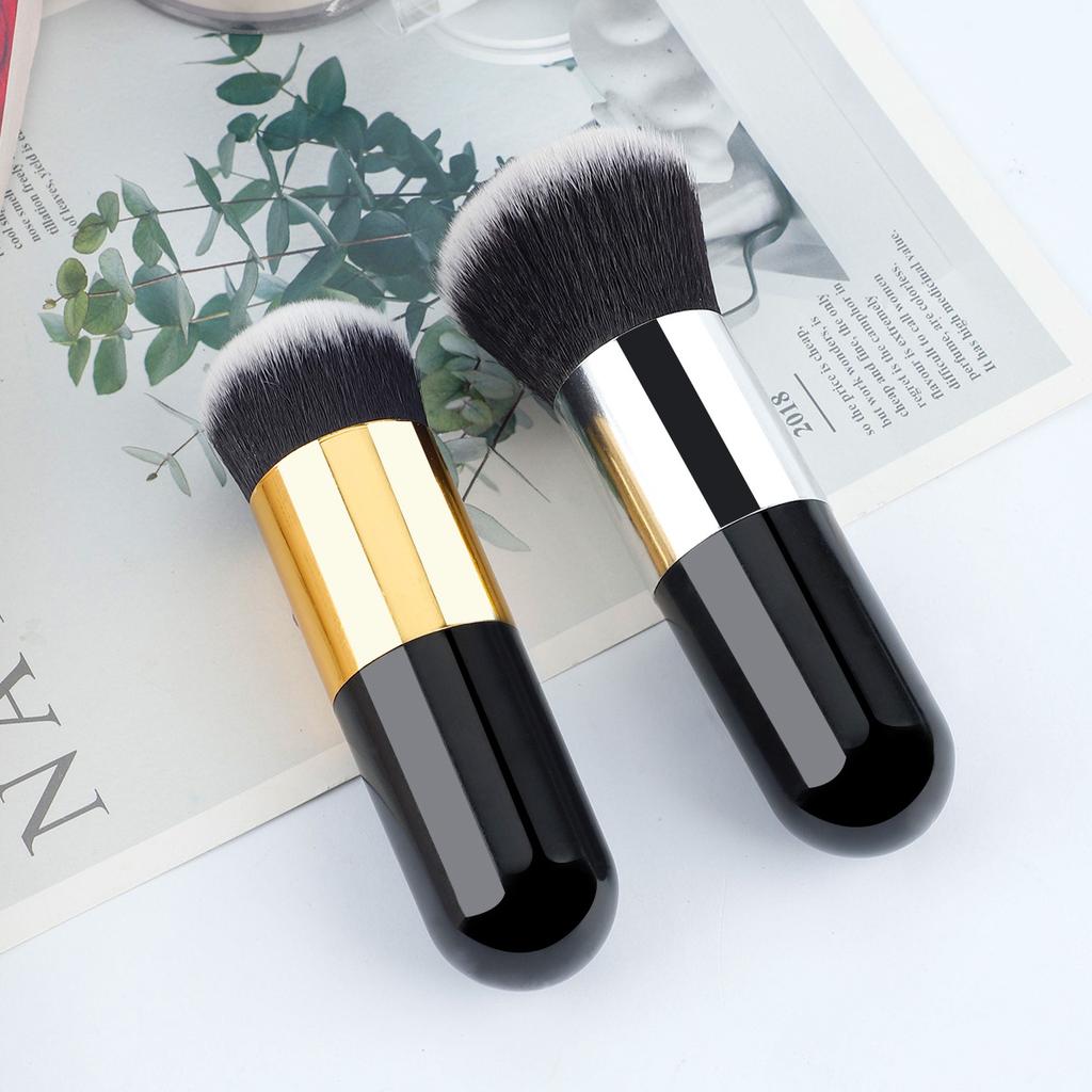 Single small fat pier foundation makeup brush, round head loose powder brush BB cream brush blush brush makeup tool brush
