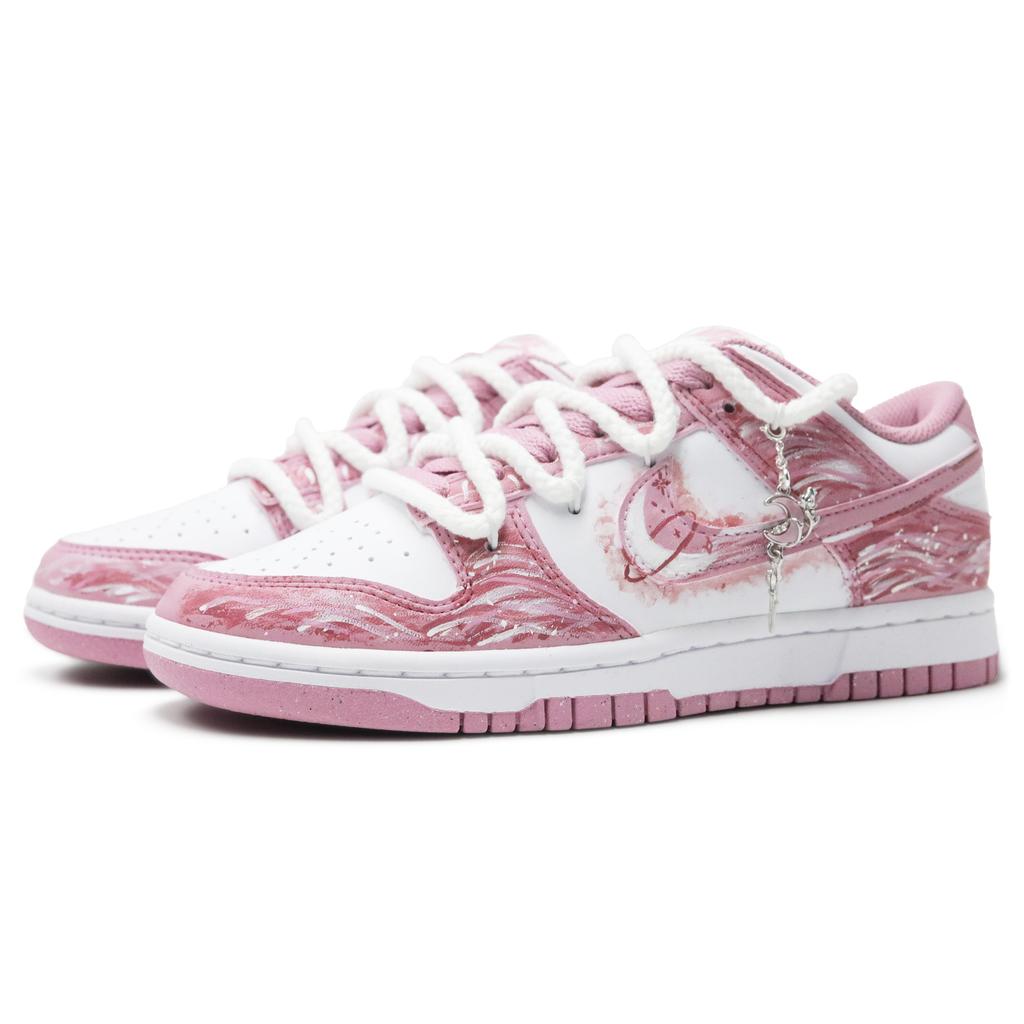 Nike Dunk SSS Manufacturing, Falling Moon Odolné proti oděru Odolné proti oděru Nízké Skateboardové boty Dámské Růžové DD1873-112(Tým138-)