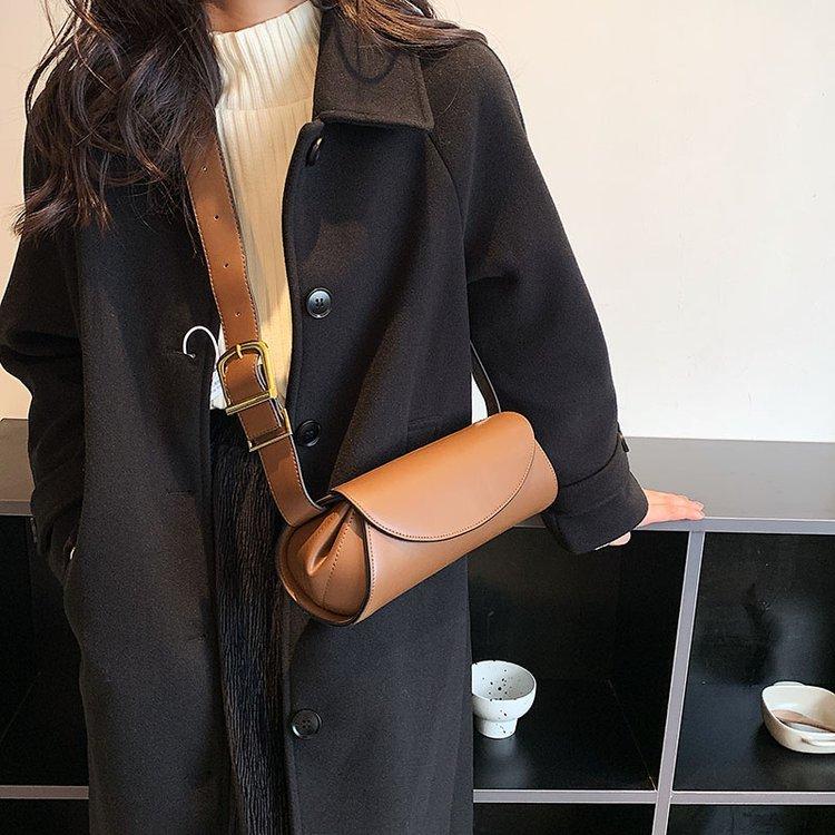 

Гуанчжоу женская сумка поколение нишевый дизайн сумка-багет цилиндрическая кроссбоди на плечо 28X10X11cm коричневый