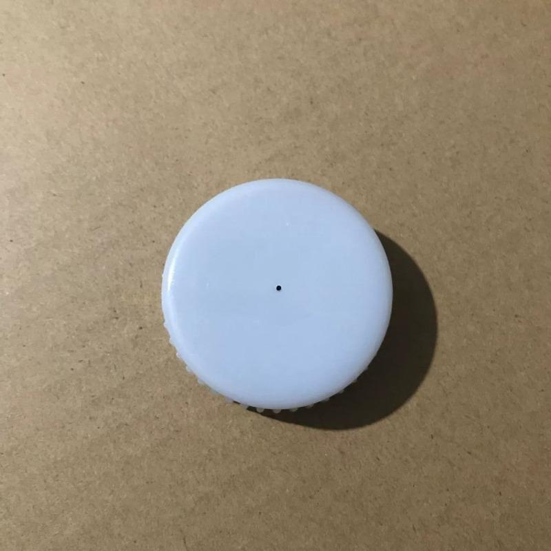 Sprinkler Bottle Cap Washing Pot Lid Glass Water Tank Cover 2pcs for Foton for Daimler for AUMAN GTL EST Truck
