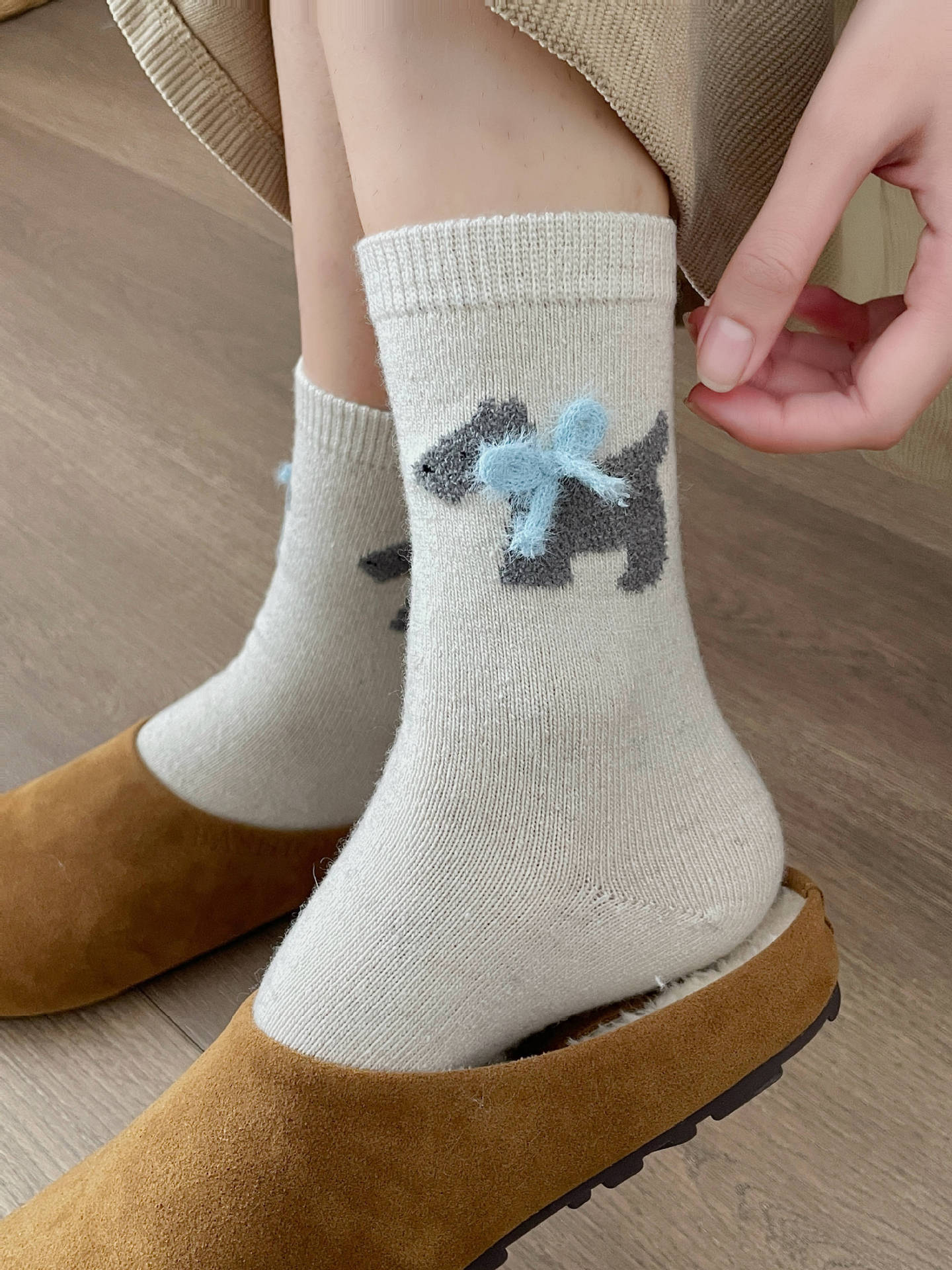 

Cotton Pressure Calf Socks With Small Leather Boots Socks Retro Boneless Medium And Tall Socks White One size fits all брудно-білий