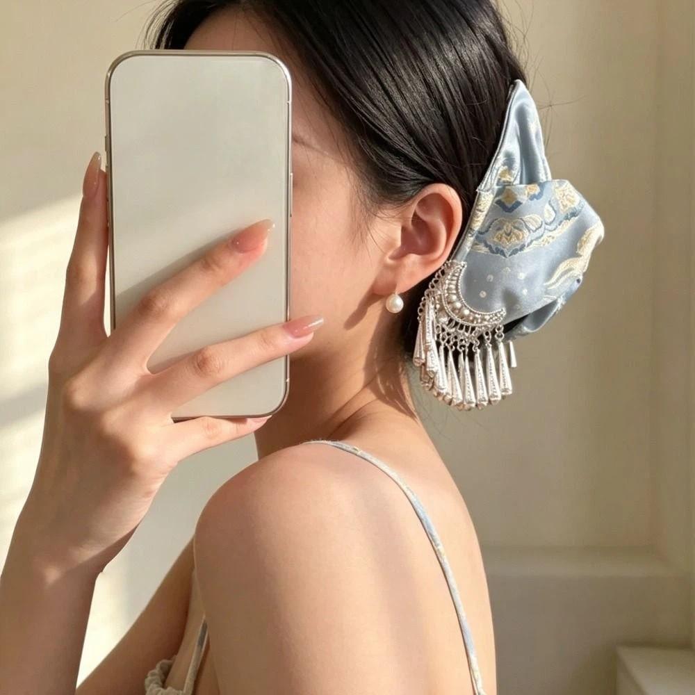 Princess Style New Chinese-style Hairpins Imitation Silver Bell Hairgrip Tassel Hair Clip  Headwear