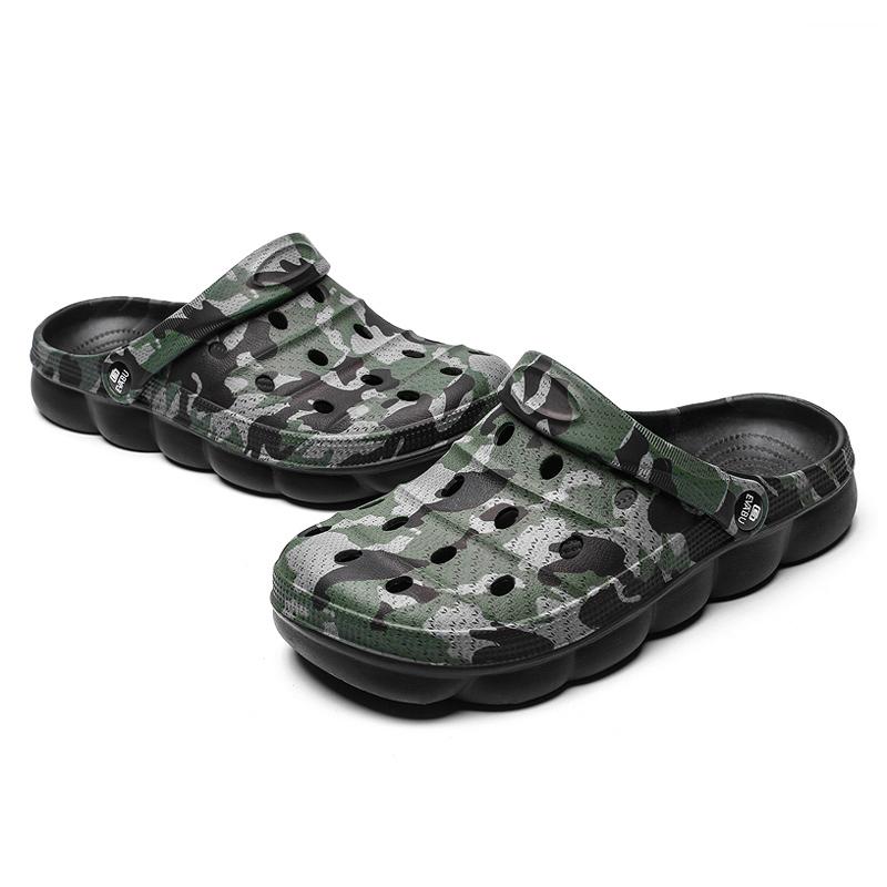 Fashion Mens Sandals Summer 2025 New Camo Garden Shoes Couple Rubber Clogs Slippers Beach Water Walking Sandals Male Big Szie Zapatos