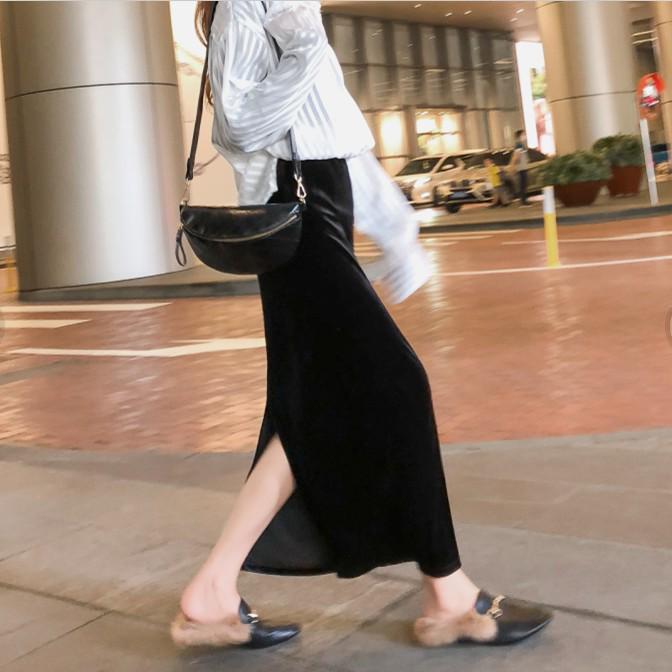 Retro Herbst/Winter Schwarzer Samt High Waist Midi Rock mit Schlitz - Schlanke Bodycon Passform