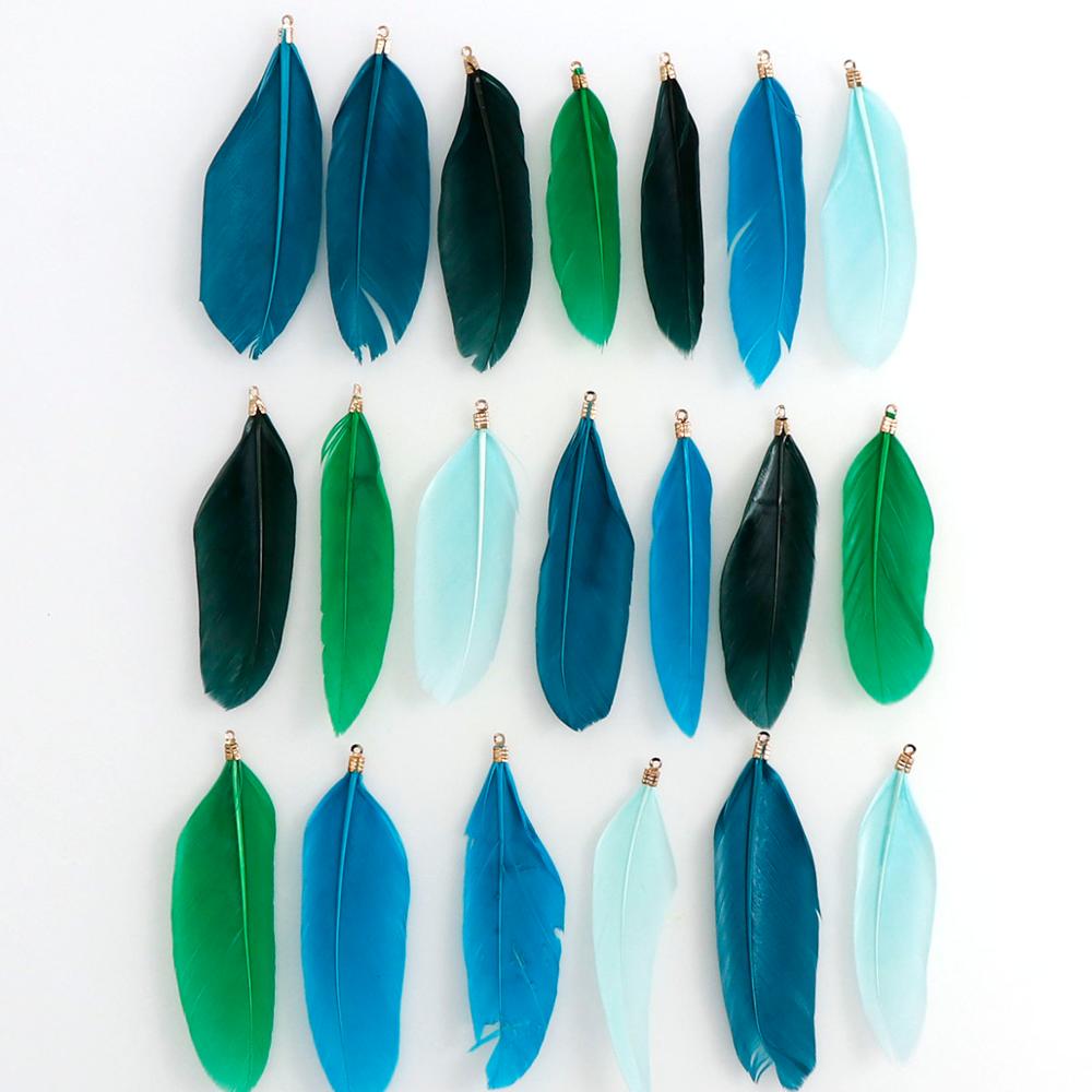 20 stk/pose 17 farger Naturlig gåsefjær Charms Anheng Ørepynt Charms For Diy Halskjede Armbånd Smykker Making 60 -70cm