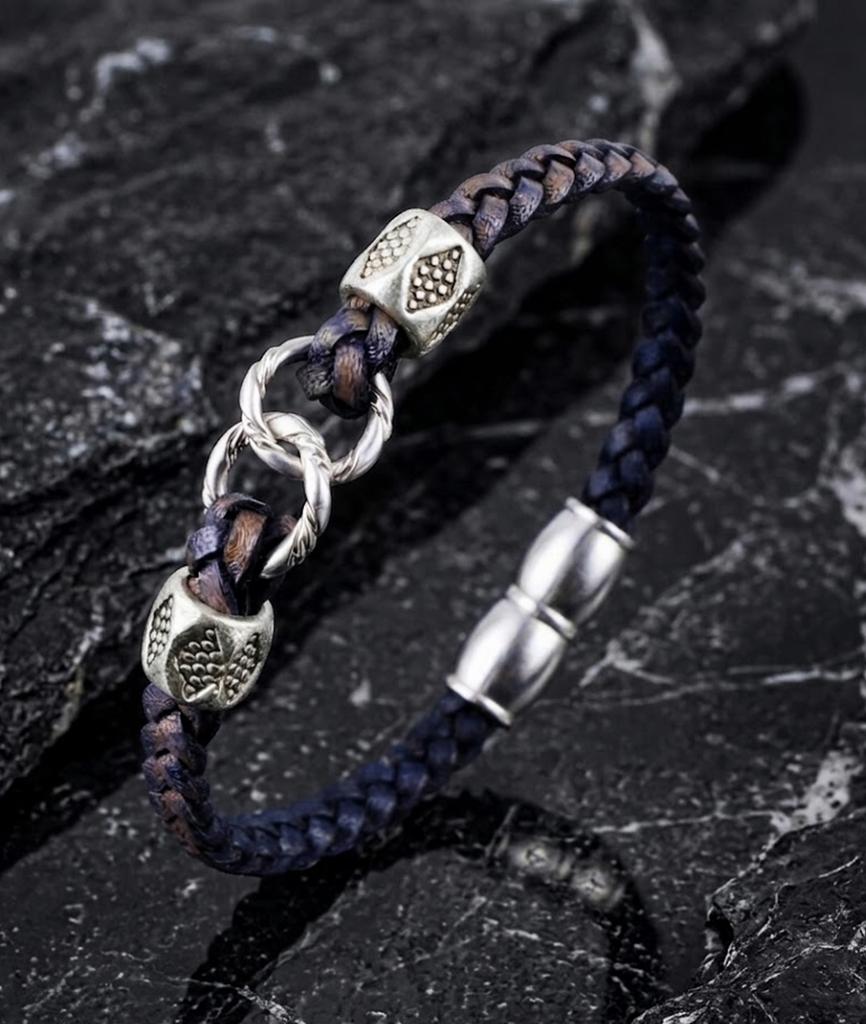 Heipeul Ab-031-5 Twist Bracelet