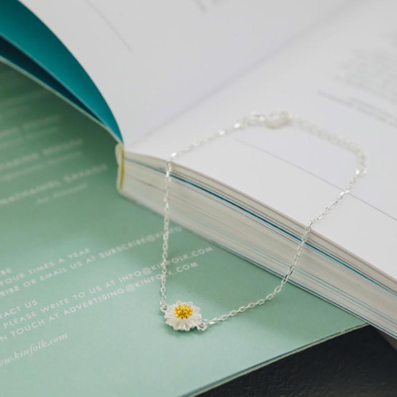 

J.Lauren Daisy Pendant Chain Flower Bracelet B0923 single type