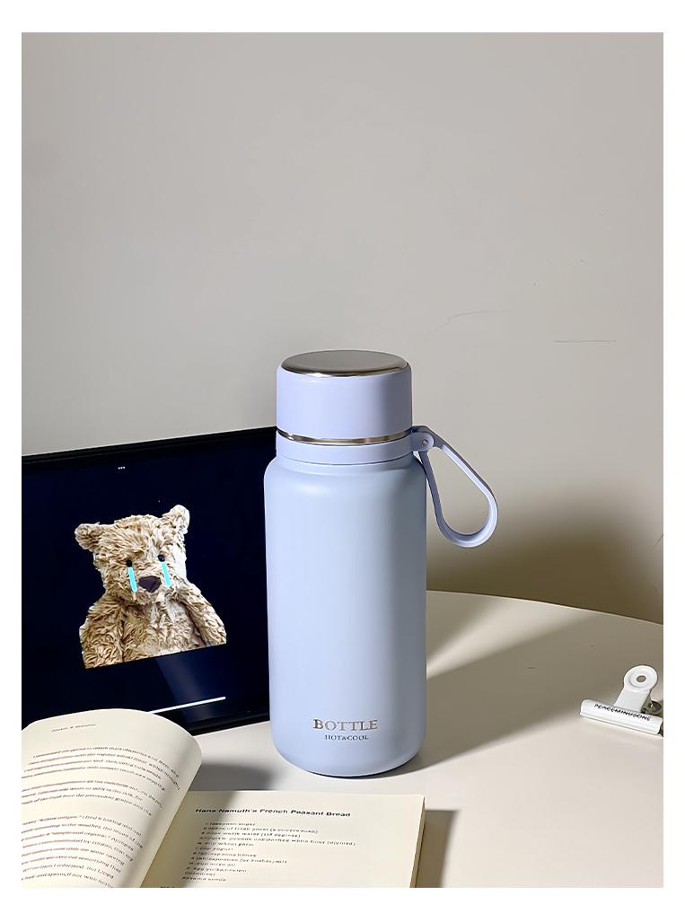 Stylish Stainless Steel Insulated Travel Cup with Tea Strainer