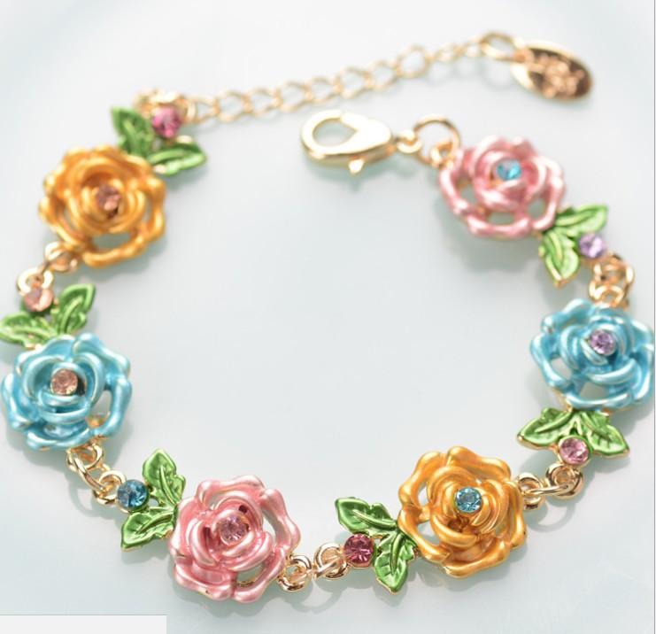 Bracelet Ethnique Rose en Alliage Vintage, Bijou de Poignet Floral Exagéré pour Femmes