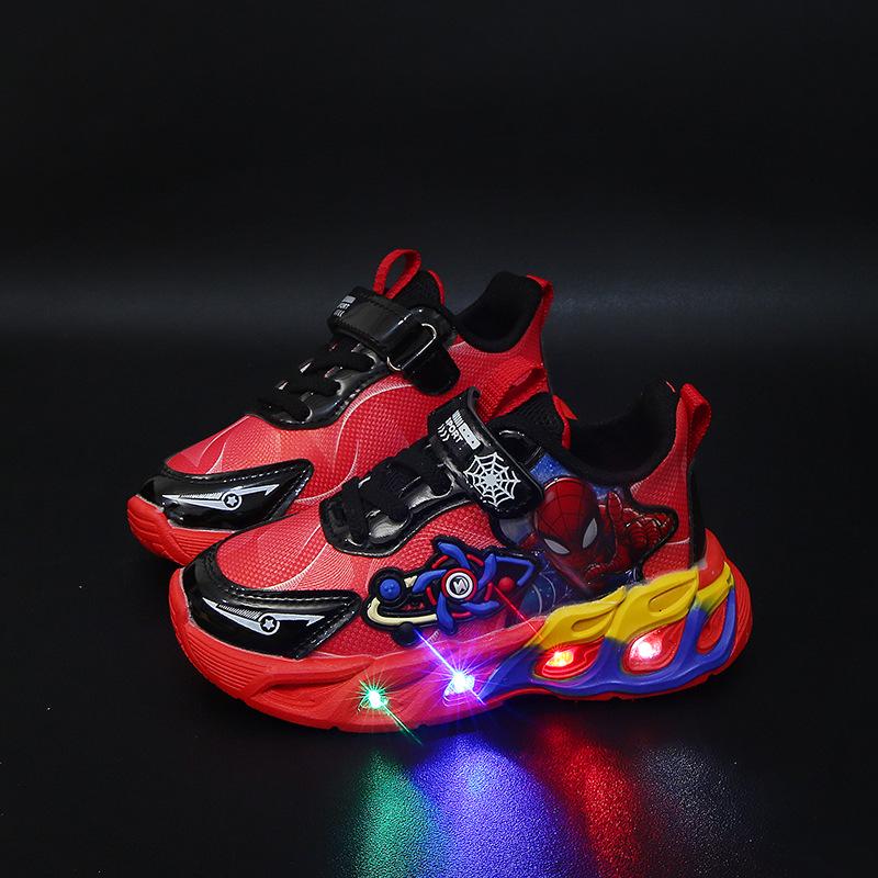 2025 Spider-Man Chlapecké kožené svítící sportovní boty s měkkou podrážkou pro jaro a podzim