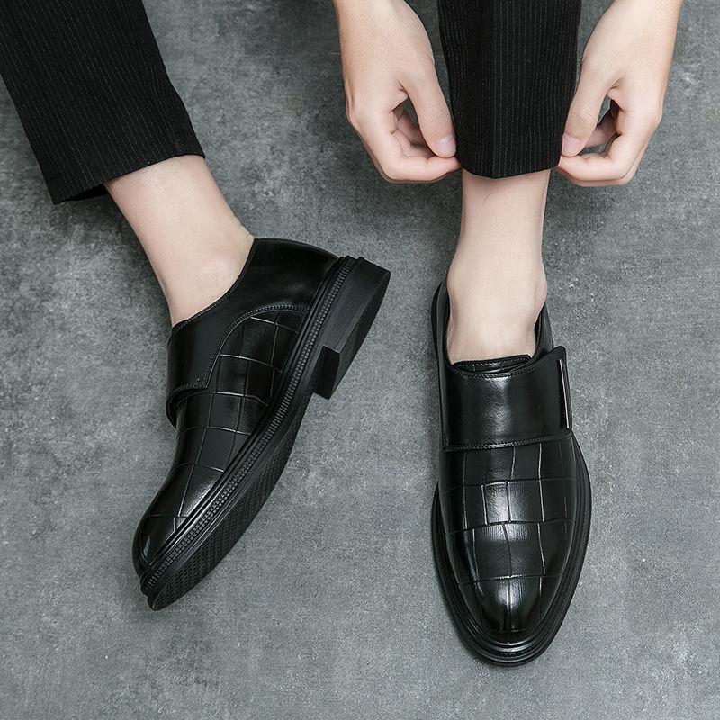 Horse buckle leather shoes pointed inner height increase hair stylist personalized crocodile pattern shoes