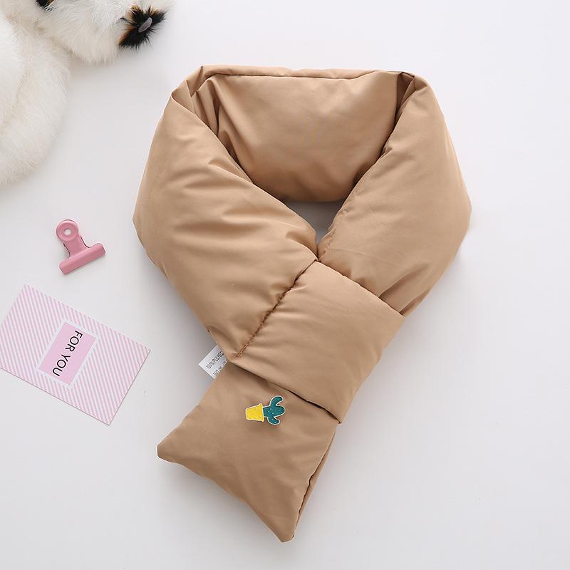 

Cartoon Christmas Plush Scarf for Kids - Windproof, Warm, Red, Unisex 1-12 Years