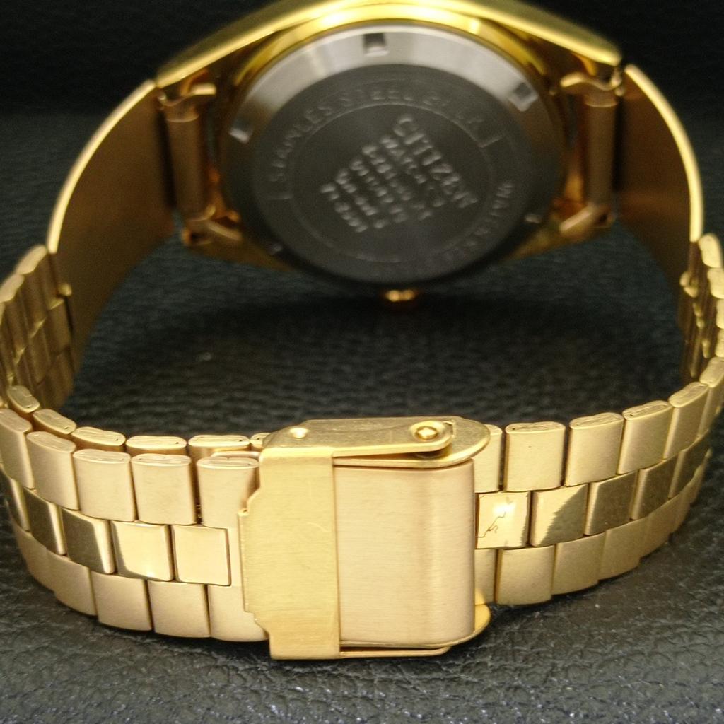 REFURBISHED CITIZEN AUTOMATIC 8200 JAPAN MENS DATE WHITE DIAL WATCH a432606-2 R112-a432606