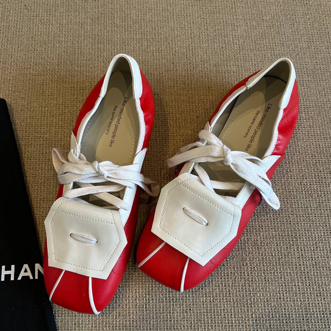 

Fashion PU Leather 2025 Summer Mary Jane Shoes Mixed Colors Lace-up Square Head Sneakers Women s Flip Comfortable Sports Shoe Flats 35 красный