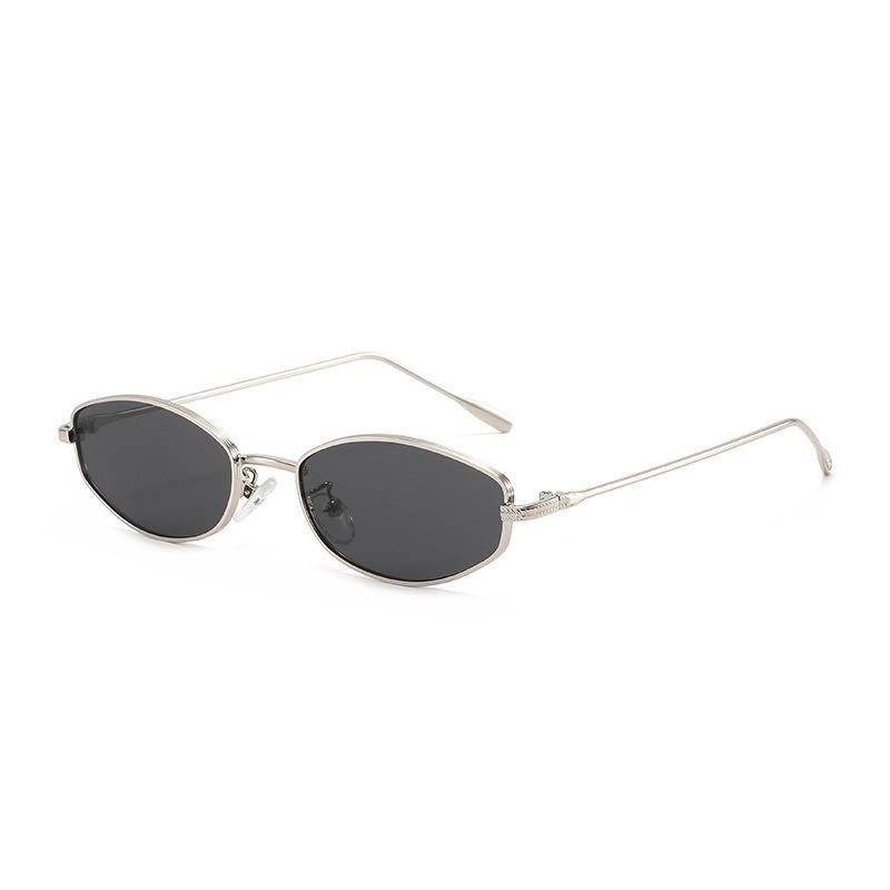 

Vintage Cat Eye Sunglasses With Uv400 Protection For Outdoor Fashion And Party Wear Silver Gray