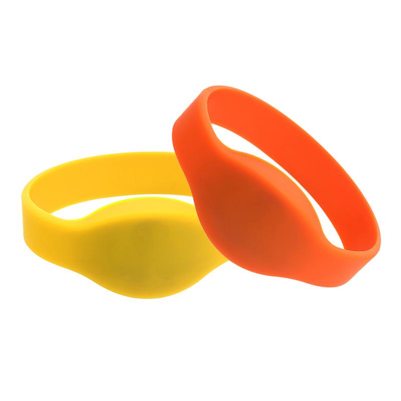 

Силиконовый RFID браслет для смарт-доступа для аквапарков и спортивных мероприятий Diameter 45mm