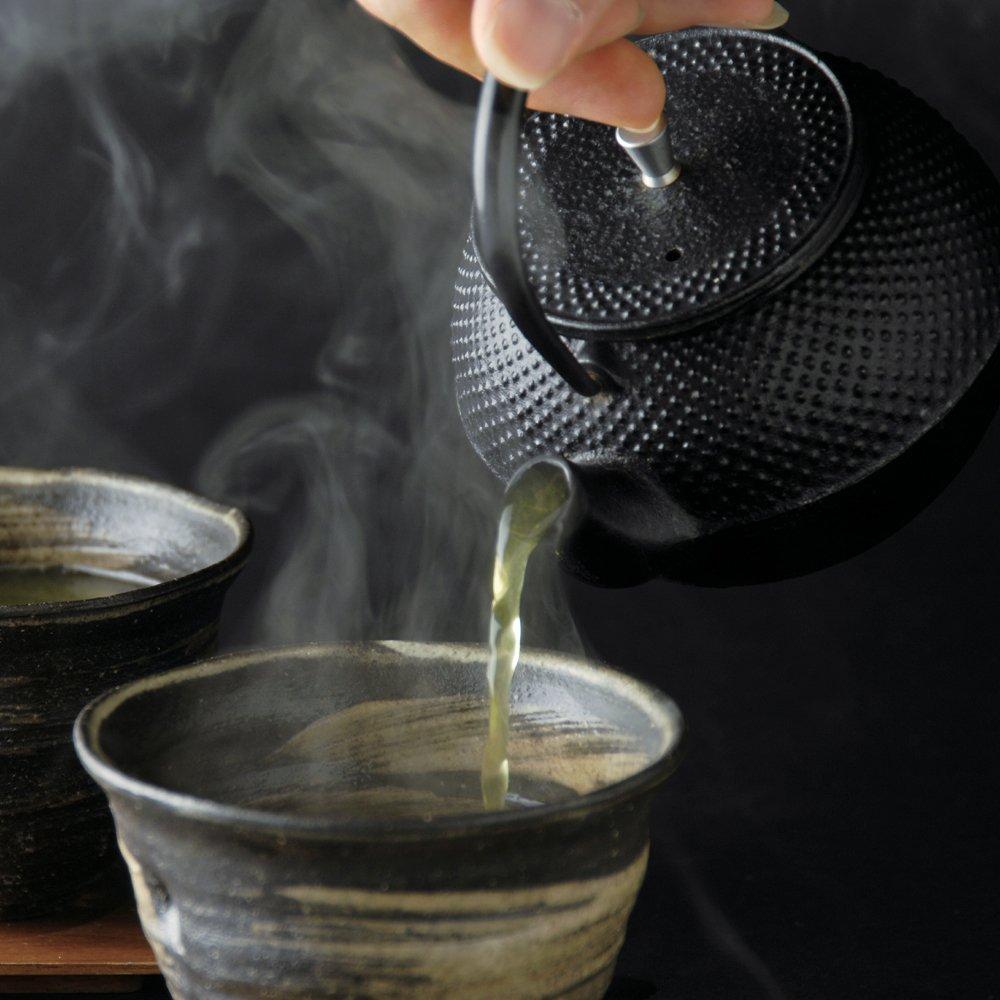 Ironware Teapot Miyabi Just the right size to pour cups of Excellent heat retention keeps tea Includes a convenient long tea "Nambu (Black) 0.4L 99-3"