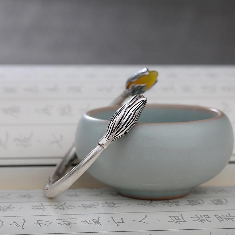 Personality Lotus Leaf Design Chalcedony Stone Ethnic Style Vintage Thai Silver Ladies Bangle Jewelry For Women Birthday Gifts