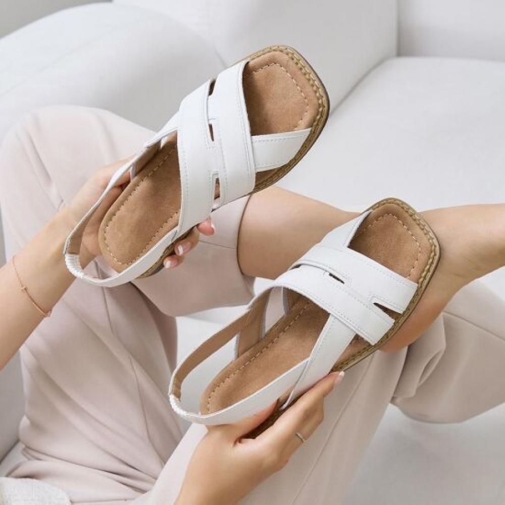 Jisyu Cowhide Hiren Square Toe Slingback Flat Sandal