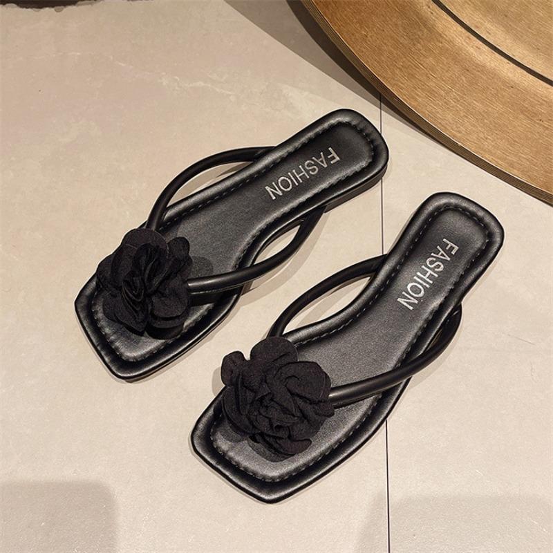 Summer wear retro flower slippers women's new with skirt flat bottom seaside beach sandals