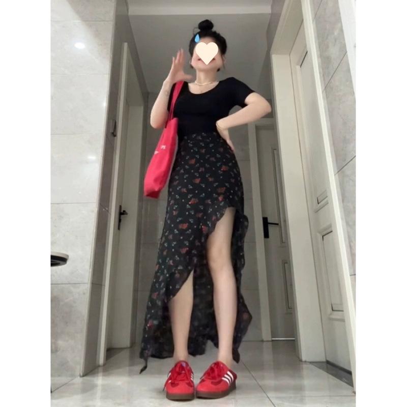 Black floral A-word skirt women s summer new small irregular high-waisted split skirt S
