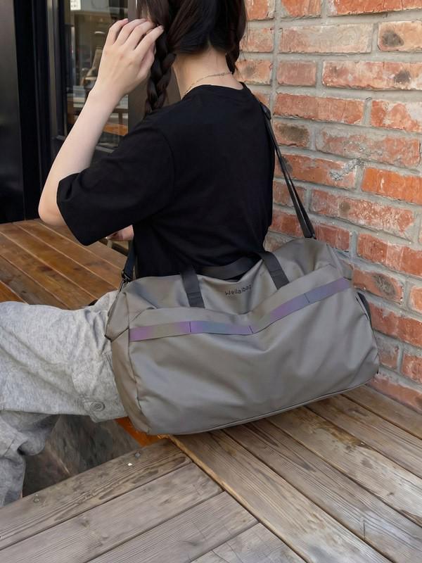 Women's Crossbody Travel Bag: Large Capacity, Wet/Dry Separation, Single-Shoulder Sports Fitness and Swimming Bag
