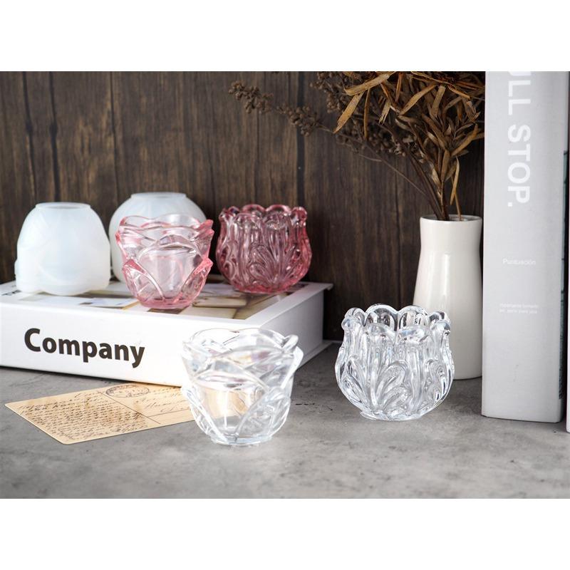 Exquisite Transparent Glass Mug with Unique Baseball - Glove Shape, Ideal for Beverage Enthusiasts