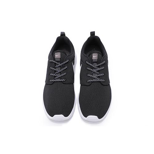 New Nike Roshe One Black White Women's 844994-002