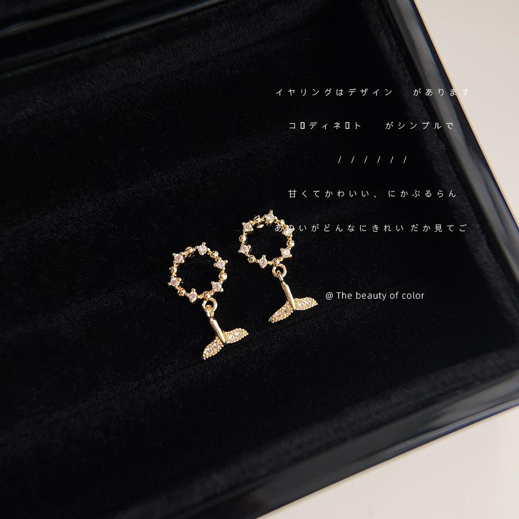 

Mini version micro-inlaid zircon plated 14K versatile leaf stud earrings temperament commuter earrings jewelry