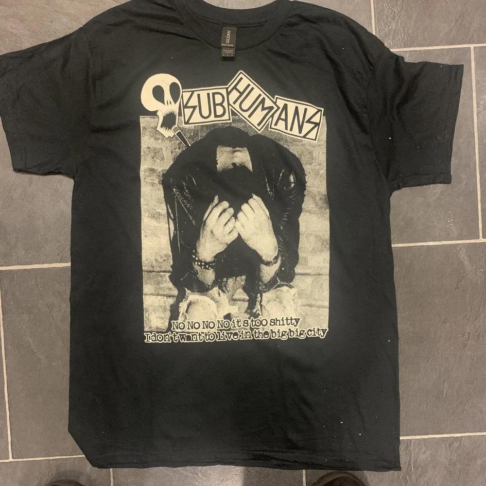 Unisex Short Sleeve Crew Neck Cotton T Shirt Subhumans Band XXL