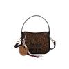 Autumn and Winter Retro Messenger Bag Female Niche Design Casual Shoulder Bag Large Capacity Commuter Simple Handbag