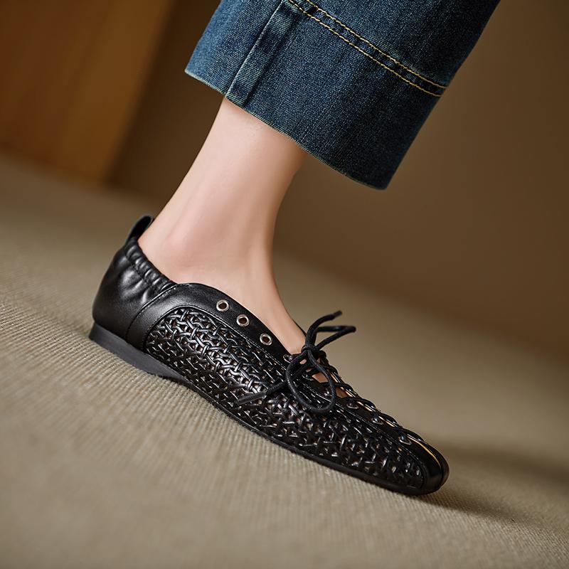 

Мода 2025 Новые летние женские балетки для женщин Модные перфорированные туфли с круглым носком Дышащие балетки Плоские с плетением Повседневные лоферы 34