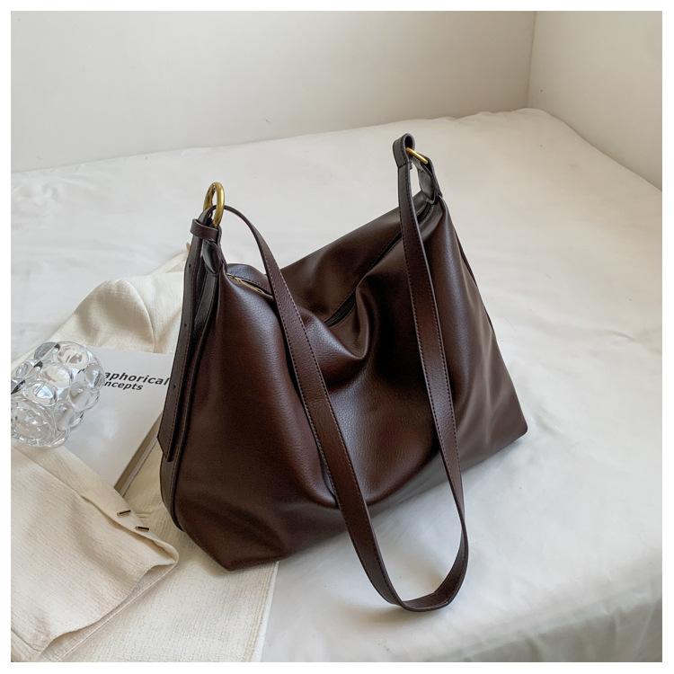 New Women's Bag, Large Capacity Bag, Shoulder Crossbody Bag, Class Commuting Retro Versatile Shoulder Tote Bag