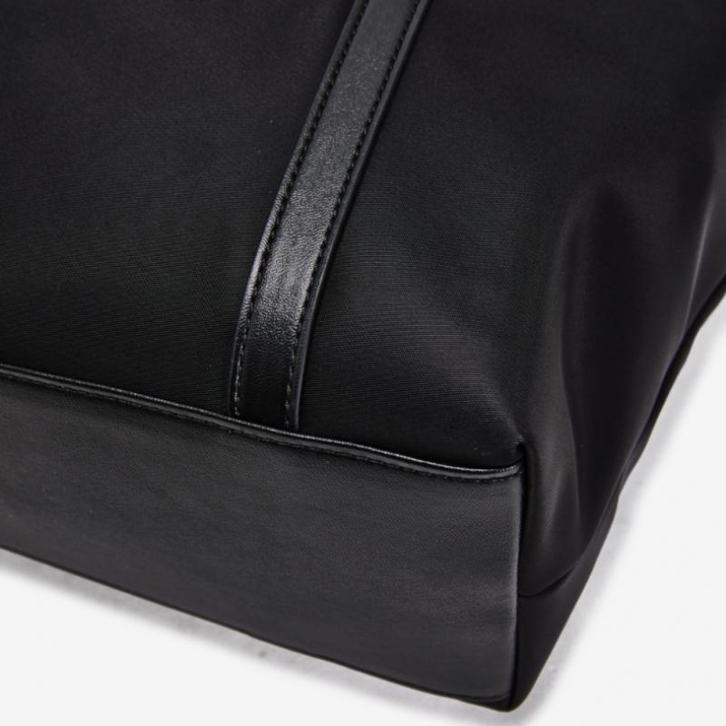 ESquire Collection Women S Recent Nylon Lightweight Shoulder Bag Black