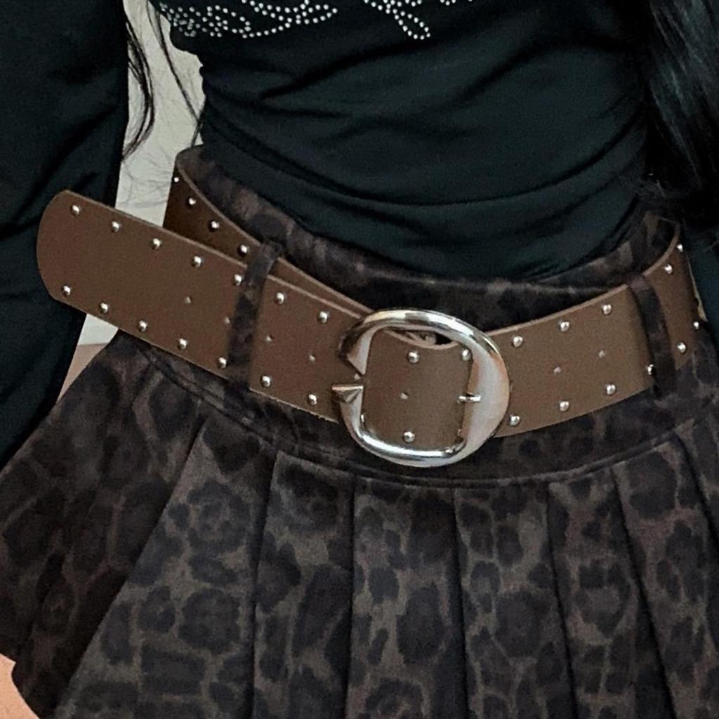 American Leopard Print Coffee Pleated Skirt: Spicy Girl Casual, Y2K Style for Autumn 2025