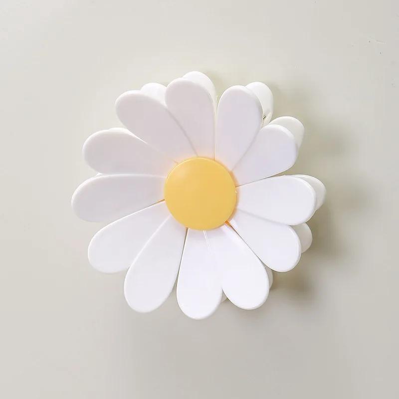 6pcs Daisy Petal Snack Sealing Clips 3D Magnetic Daisy Flower Shaped Plastic Food Clips for Chips Pet Food Kitchen Storage