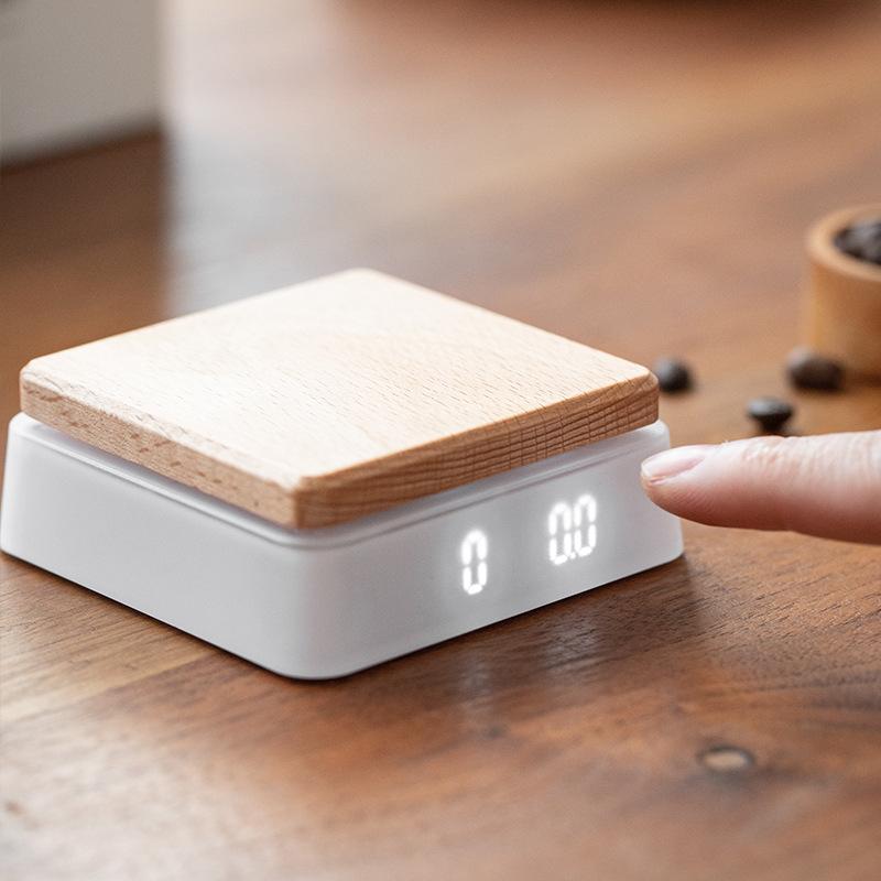 Электронные весы Маленькие белые клиентские итальянские ручные кофейные весы Весы для обжарки Измерительные весы Кухонные весы белый