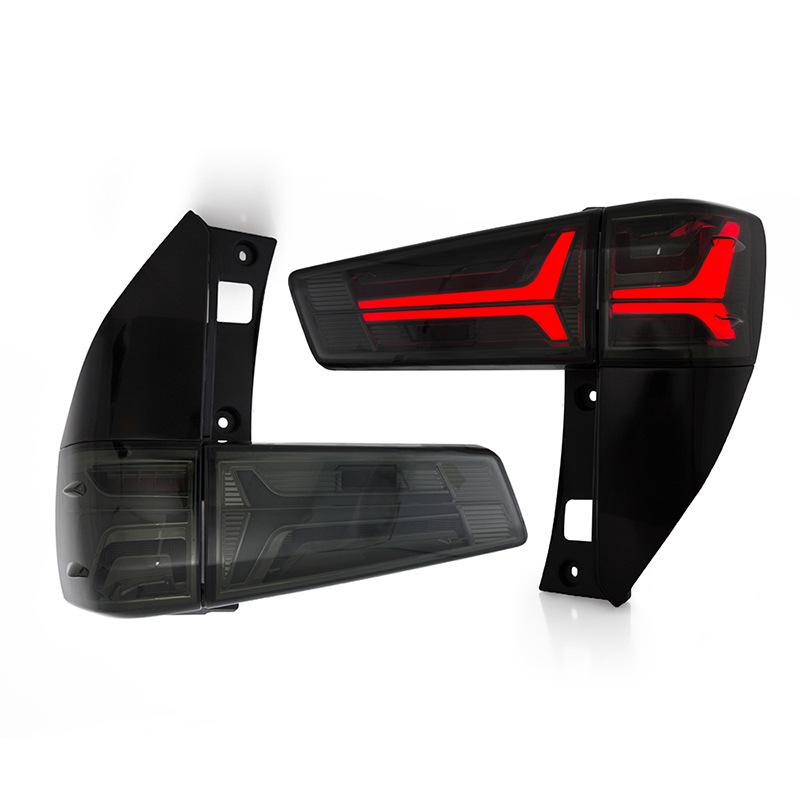 

Flowing Turn Signal Taillight for 2016-Present Toyota INNOVA Models чёрный