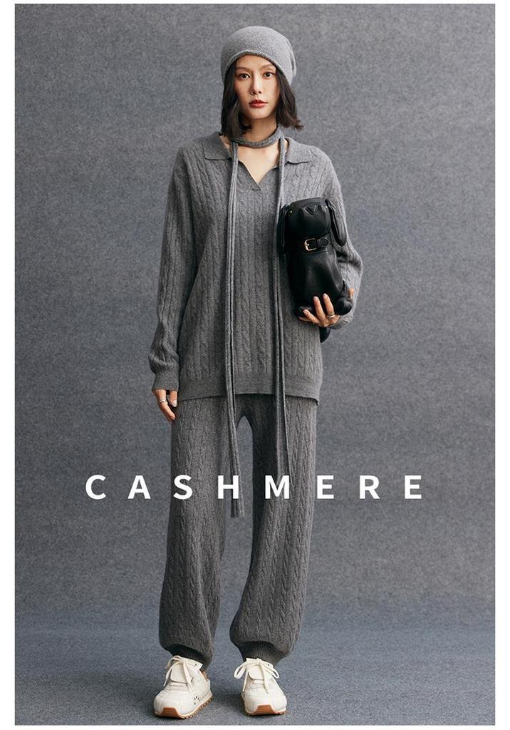 Autumn/Winter 2025 Women's Loose Cashmere V-Neck Cable Knit Sweater - Long Sleeve Pullover