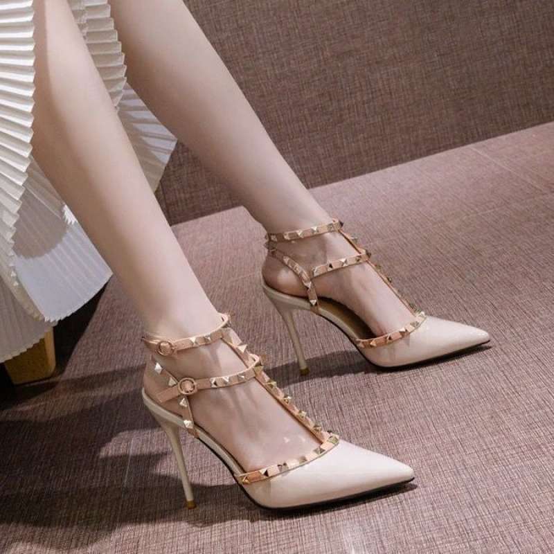 Rivet Nude High Heels Women's Thin Heels 2025 Spring and Autumn New Pointed Versatile Sexy Empty Women's Single Shoes