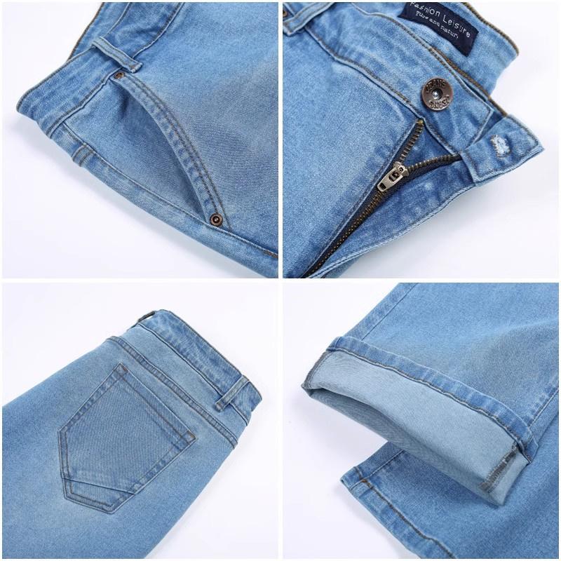 Men's Large Size Mid-Rise Elastic Loose Jeans Men's Casual Straight Light Blue Jeans