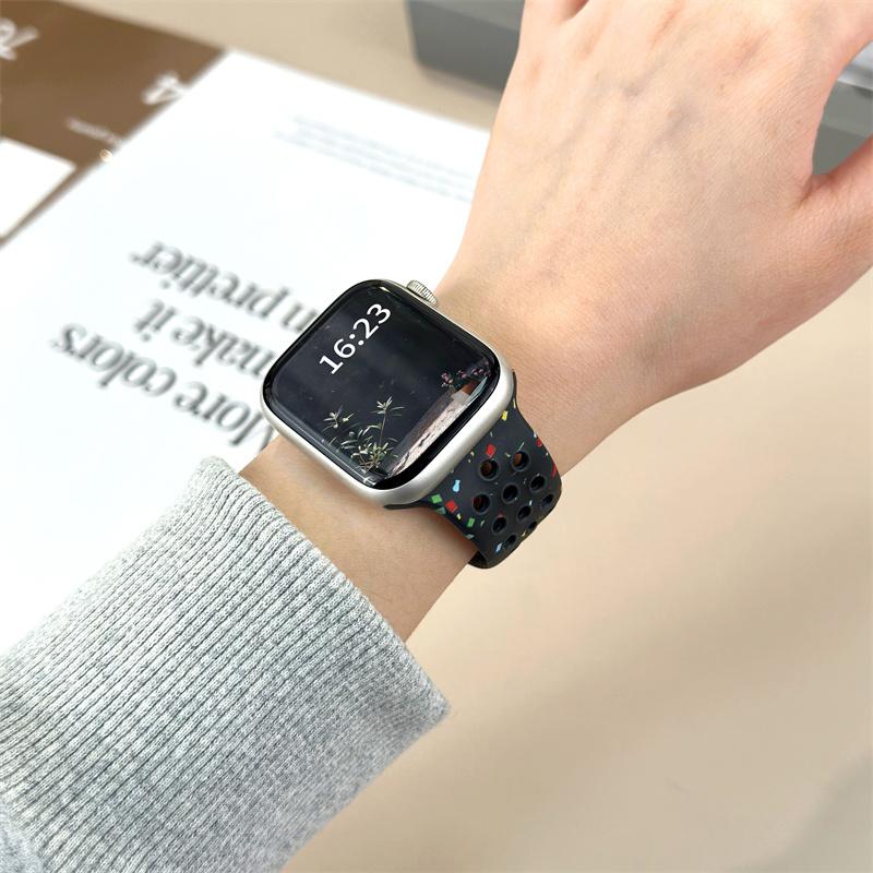 For Apple Watch Band 46mm 45mm 41mm 49mm 44mm 42mm 40mm Breathable Silicone bracelet correa Series11 10 9 8 SE 7 6 5 4 Ultra 3 2 Strap