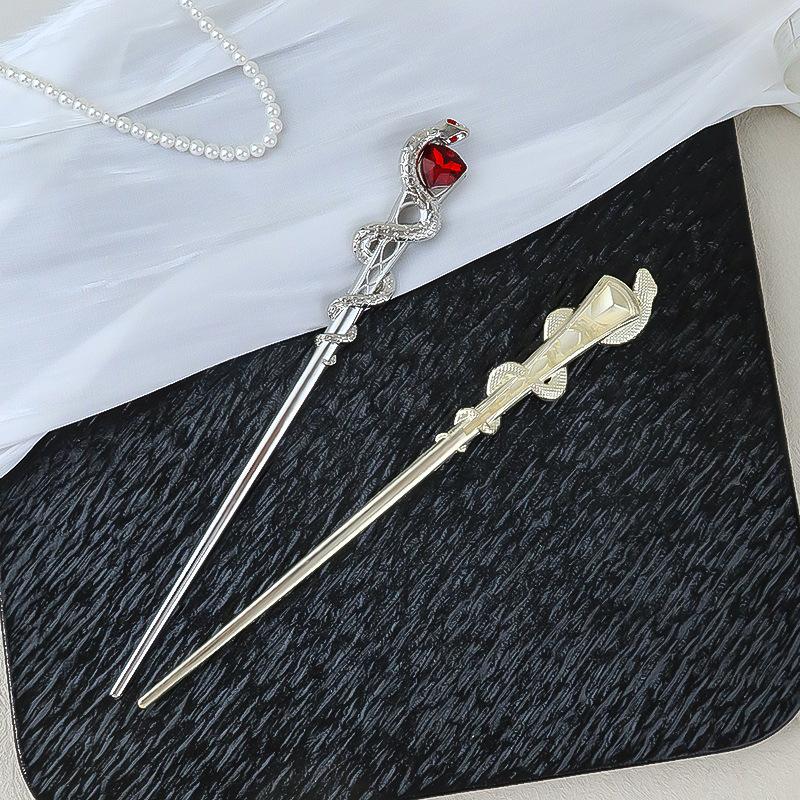 Red Zircon Snake Shape Hair Sticks Hairpin for Women Chinese Style Trendy Punk Metal Crystal Hair Accessories Headwear Hairstyle