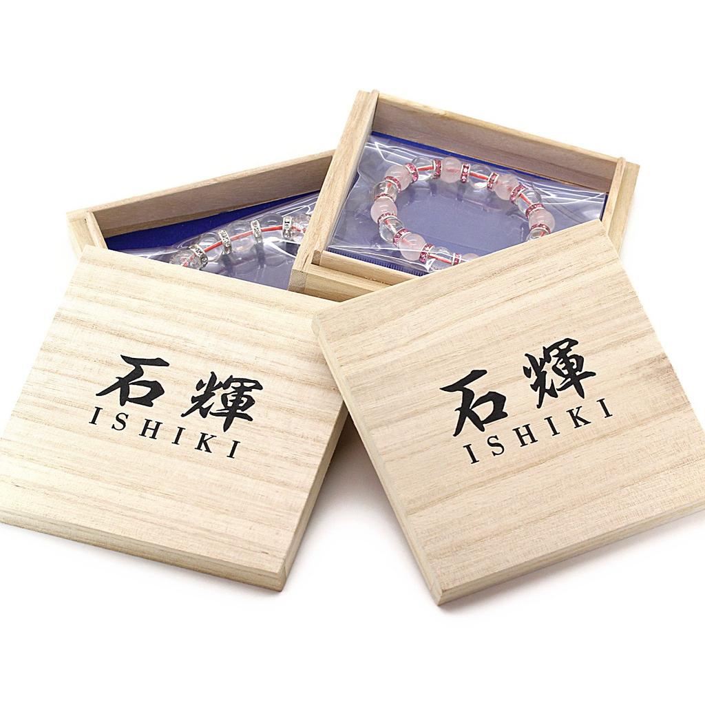 [Ishiki] Pair of Bracelets Symbolizing a Red Thread of Fate Connecting You To Your Loved One, with a Gift Wooden Box. Includes a Men's Crackle