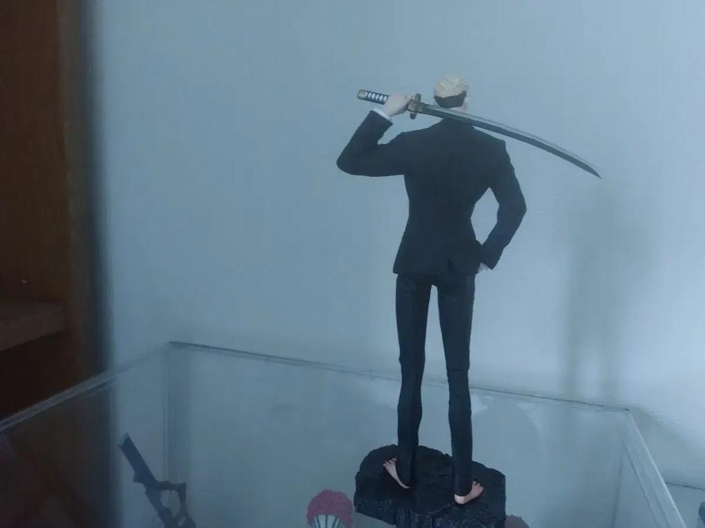 I'm going to pop up a Kim Jung-gu figure (let's do it o) Used