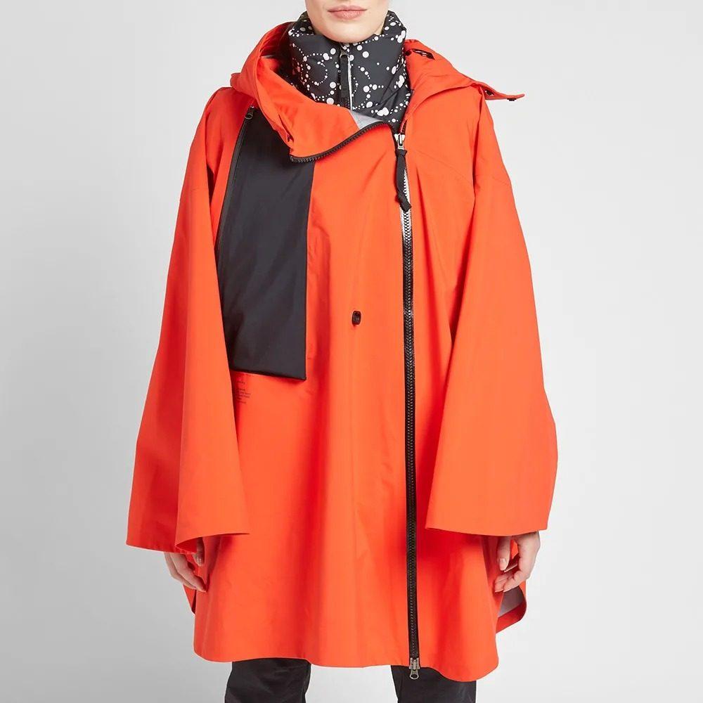 Nike ACG Jackets Women's Red Hooded Moderate Other AR4542-634