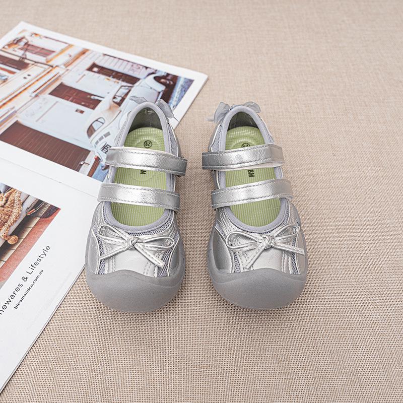 Girls' Versatile Mesh Casual Sports Shoes - Summer 2026 Style for Kids